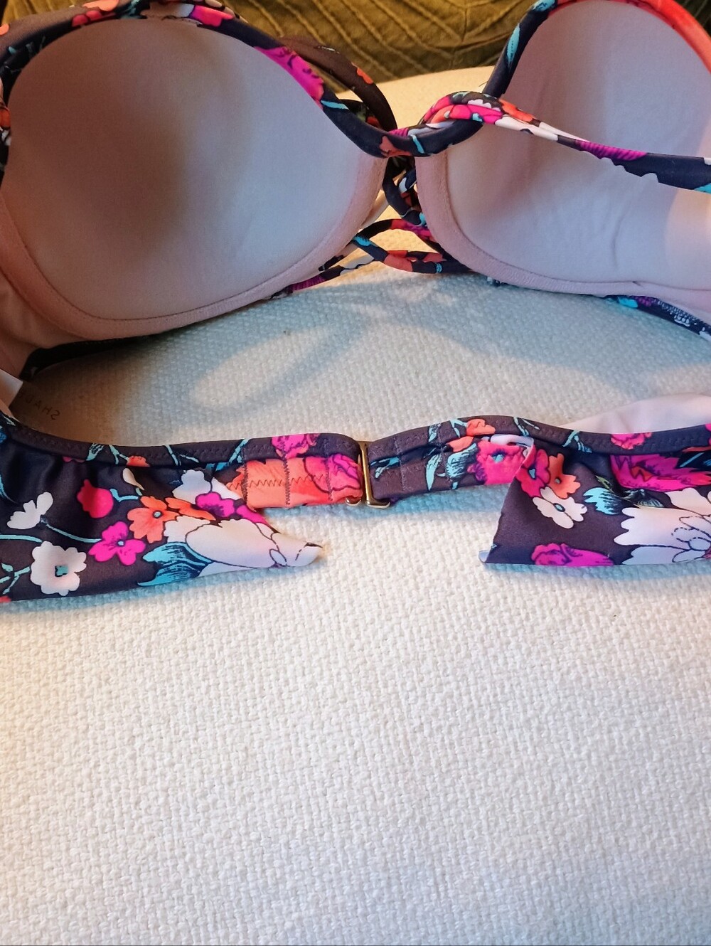 Bikini Top - Size 34B Optional Straps - Picture 6 of 13